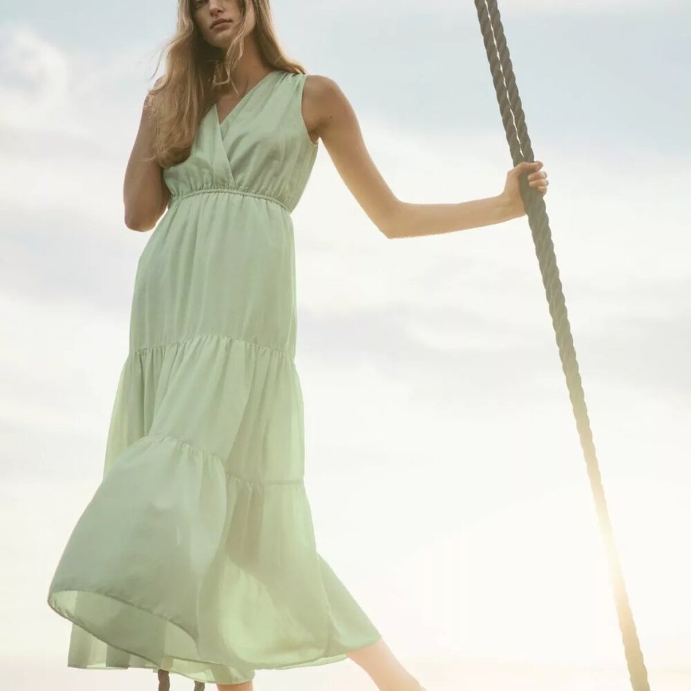 Banana Republic New Honeydew Green Organic cotton Tiered Maxi Dress, S Tall